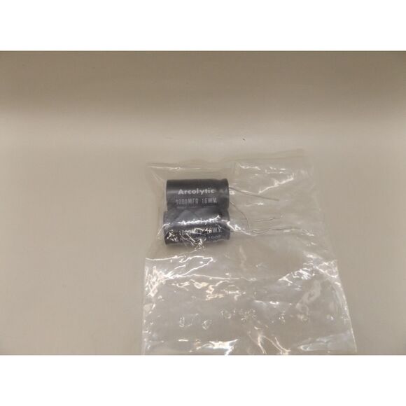 Arcolytic 1000MFD 16W.V. Capacitors Lot of 2 Vintage Electronic Components - Picture 1 of 4